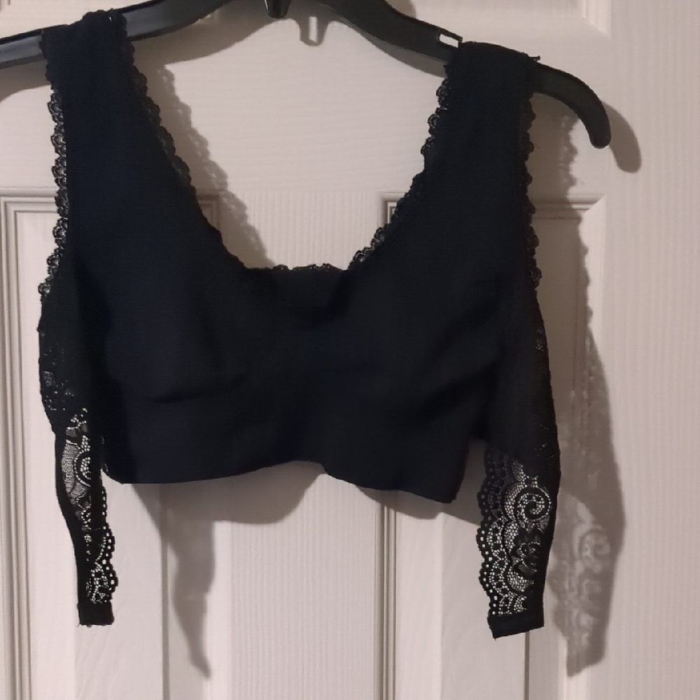 Elegant Black Lace Trim Bra